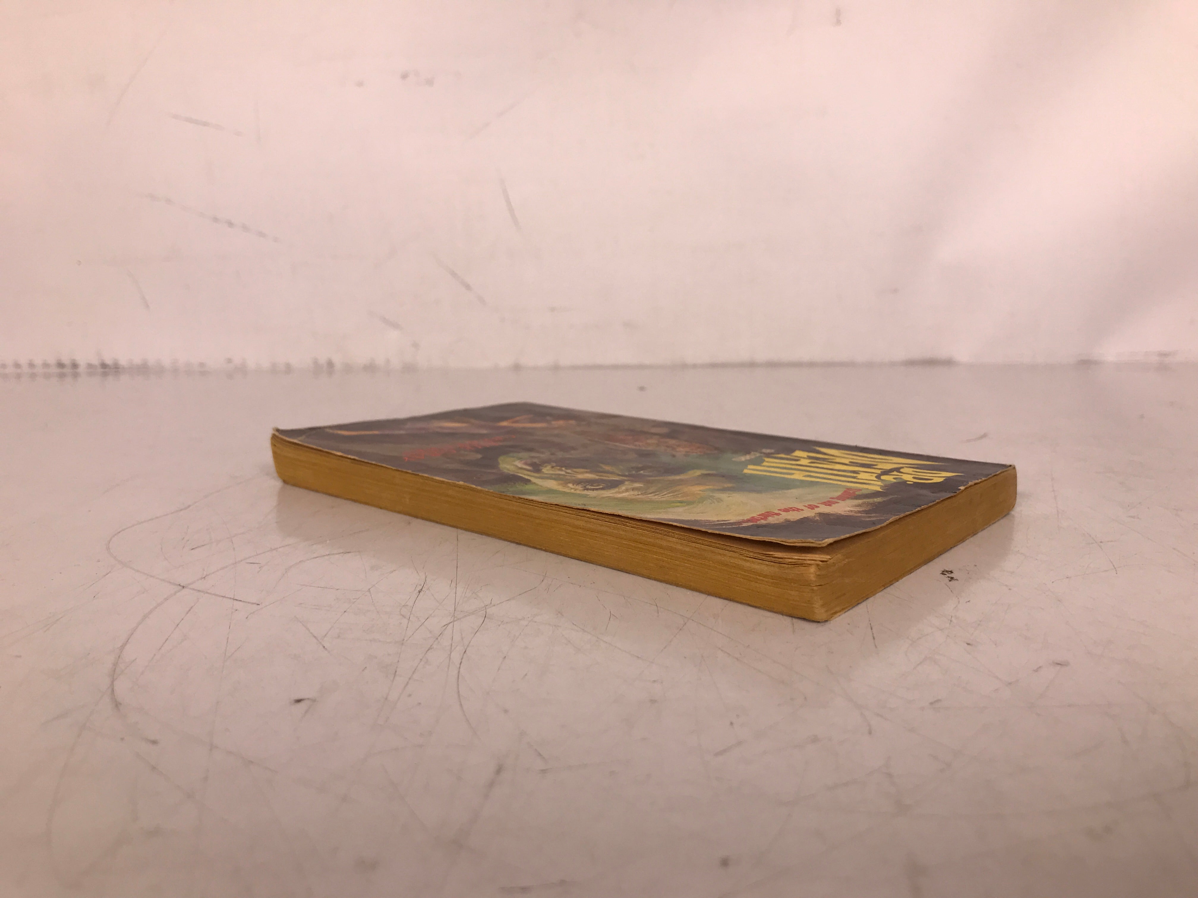 Vintage 1966 'The Gray Creatures' by Zorro from Corinth PB